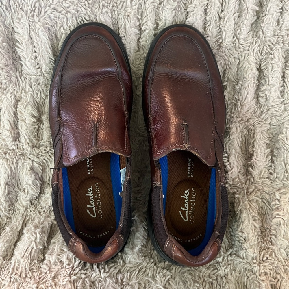 Clarks Men’s Brown Leather Slip-On Loafers size 9.5